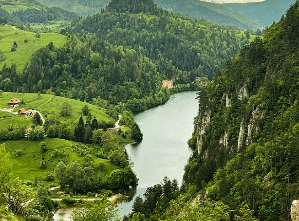 jezero Spajići